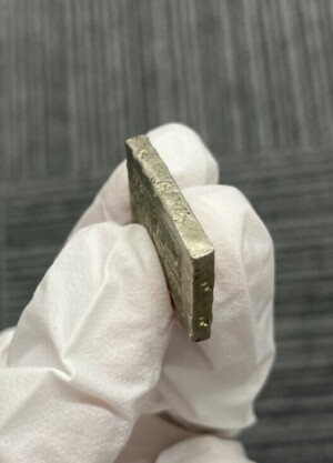 秋田笹一分銀の側面