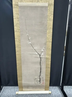 酒井抱一　紙本・彩色「梅花之図」